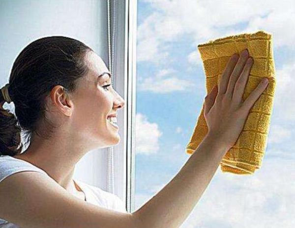 How to Clean Cement for Aluminium Alloy Door Window Joints