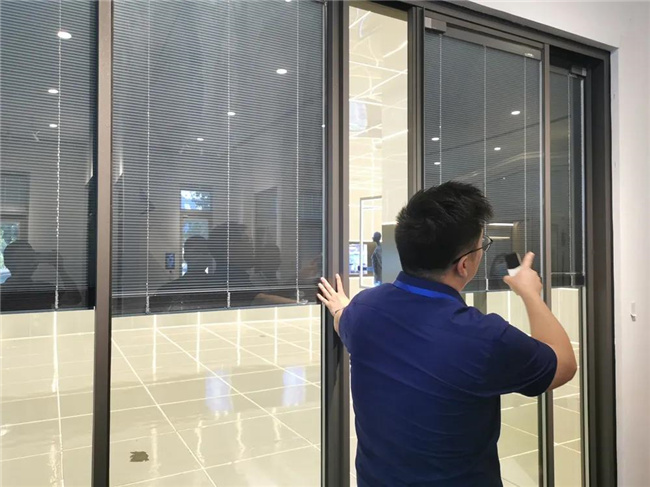 穗福门窗营销生产团队到访汉狮建材交流学习