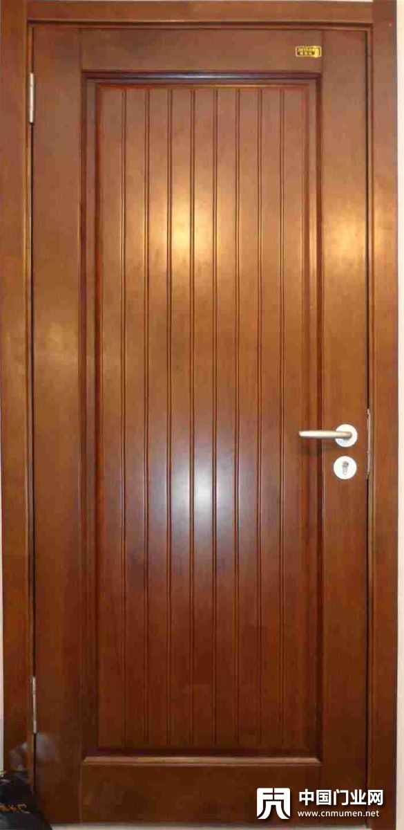 Simple and Practical! What Should We Start with When Purchasing Wooden Doors?