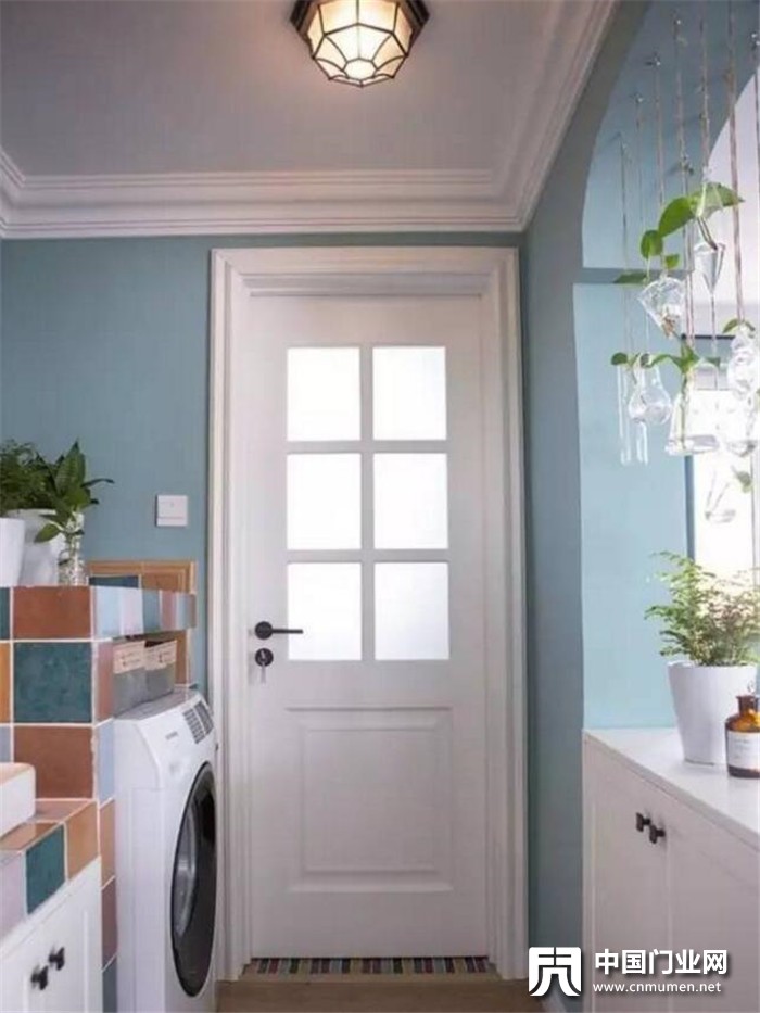 It Looks Comfortable, and You Can Rest Assured to Use It, Wooden Door Maintenance Tips