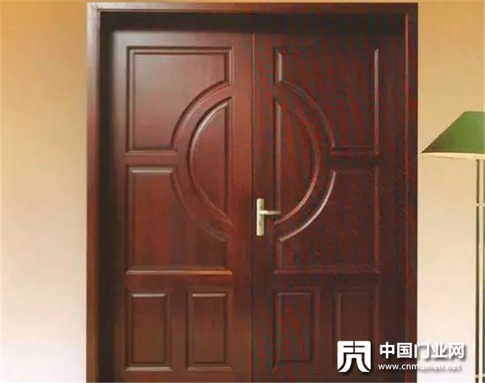 Everything Grows with Spirit, and Wooden Doors Also Need Maintenance to Be Used for a Long Time.