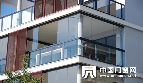 Summary of Common Problems and Solutions of Frameless Balcony Window Decoration!