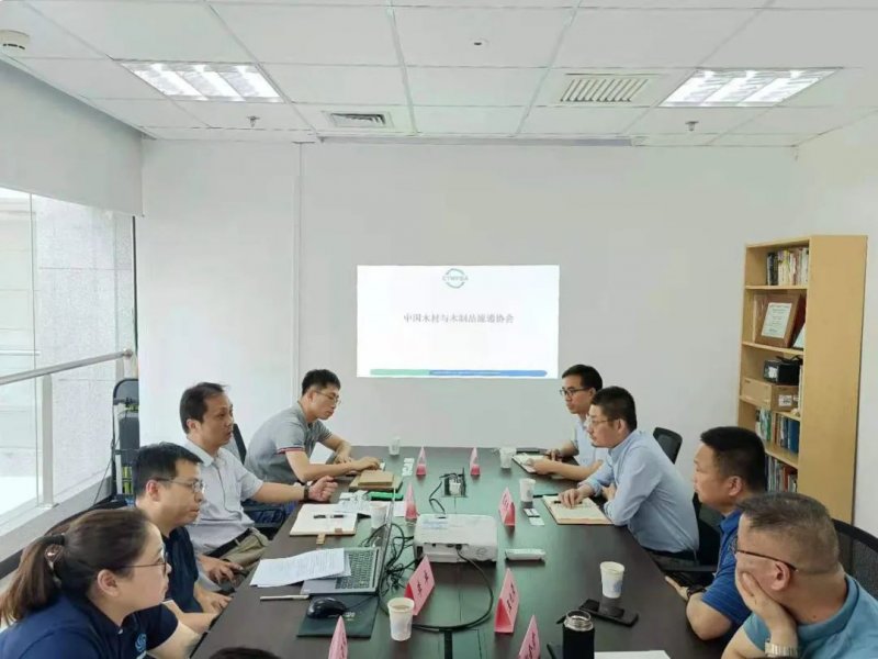 Secretary-General Liu Wenjie Met with Visiting Dong Qingfeng of Shandong Jingbo Holding Group and His Party