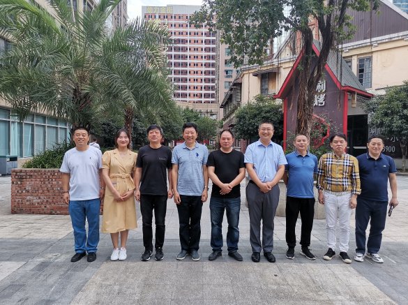 7月10日重庆市木门行业协会召开配套座谈会